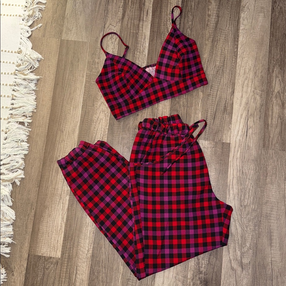 NWOT She Likes 2 Piece Set